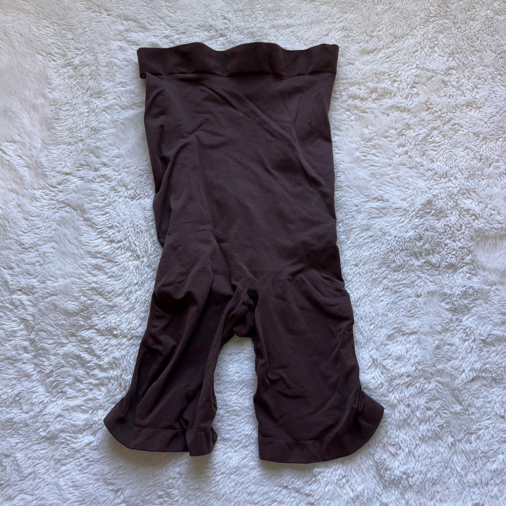 SKIMS Sculpting Short Mid Thigh High Waisted Cocoa Brown Size XL Shapewear NWOT